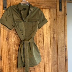 Banana Republic Heritage sateen top